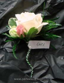 Ivory & Peach Buttonhole