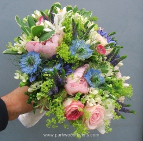 Pastels Country Bouquet