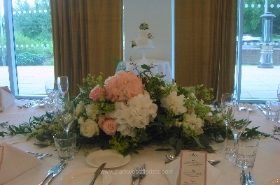 Peach and ivory Top Table