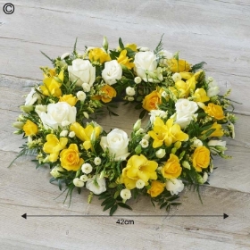 Scented Yellow Wreath