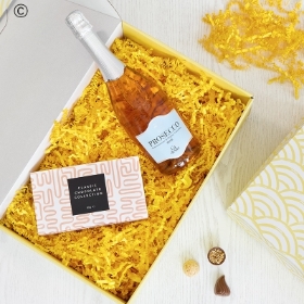 Sparkling Rose Prosecco and Chocolates Gift Set